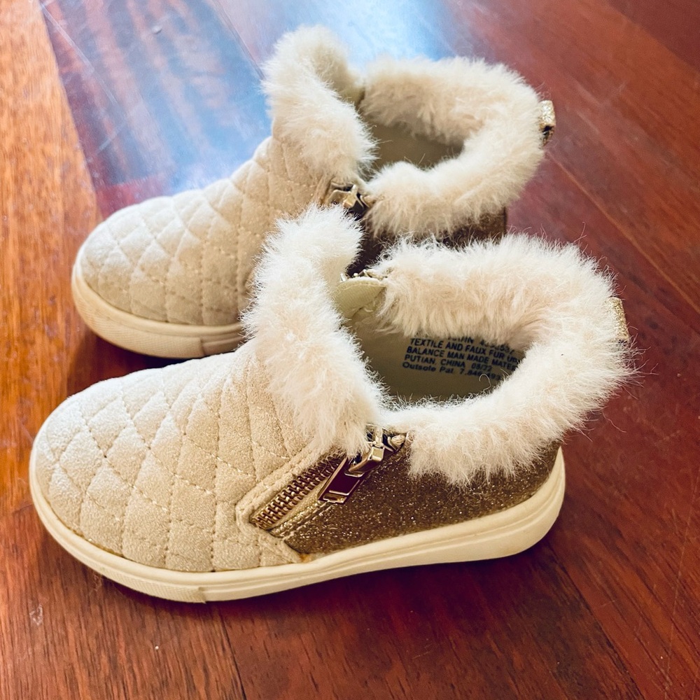 Kelly & Katie Toddler Zip Boots - Sz 7